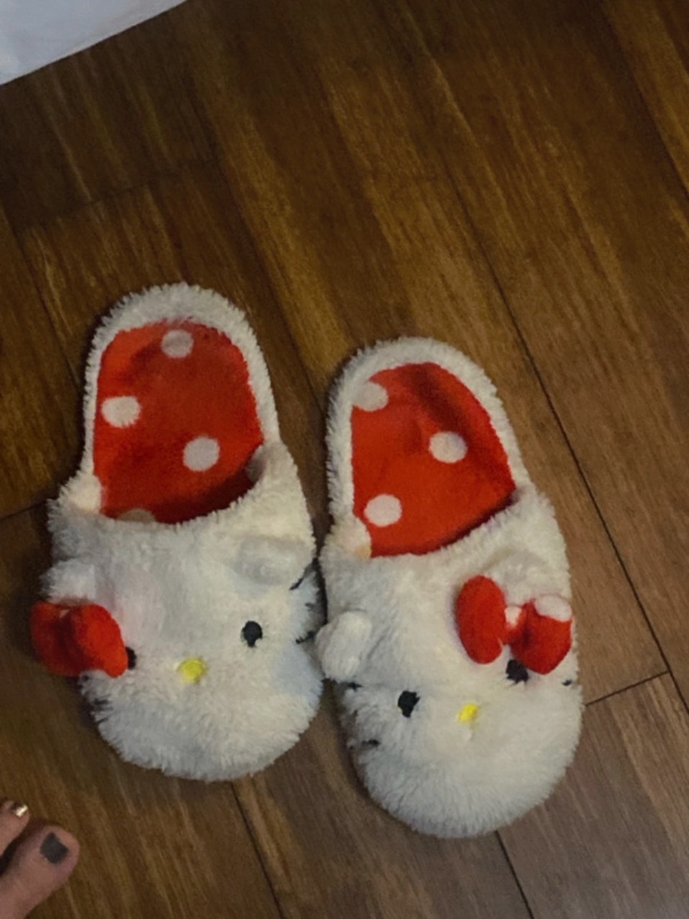 Hello Kitty White Plush Slippers with Red Polka Dot Interior